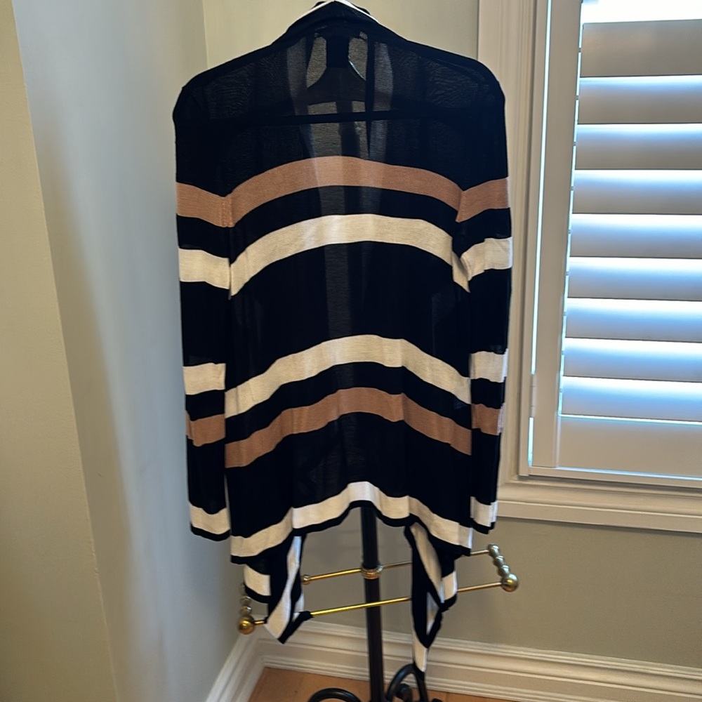 Sweater - Picture 2 of 3